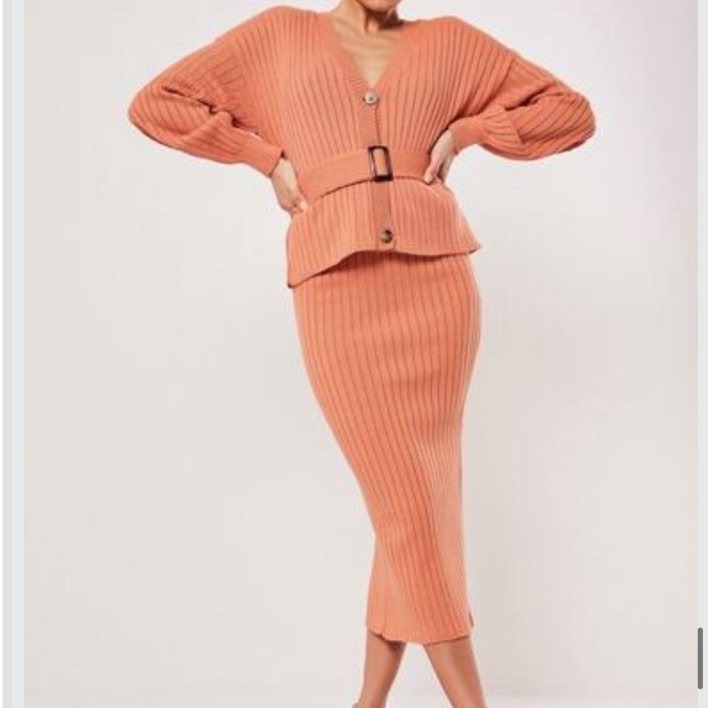 NWOT Missguidedus sweater skirt set